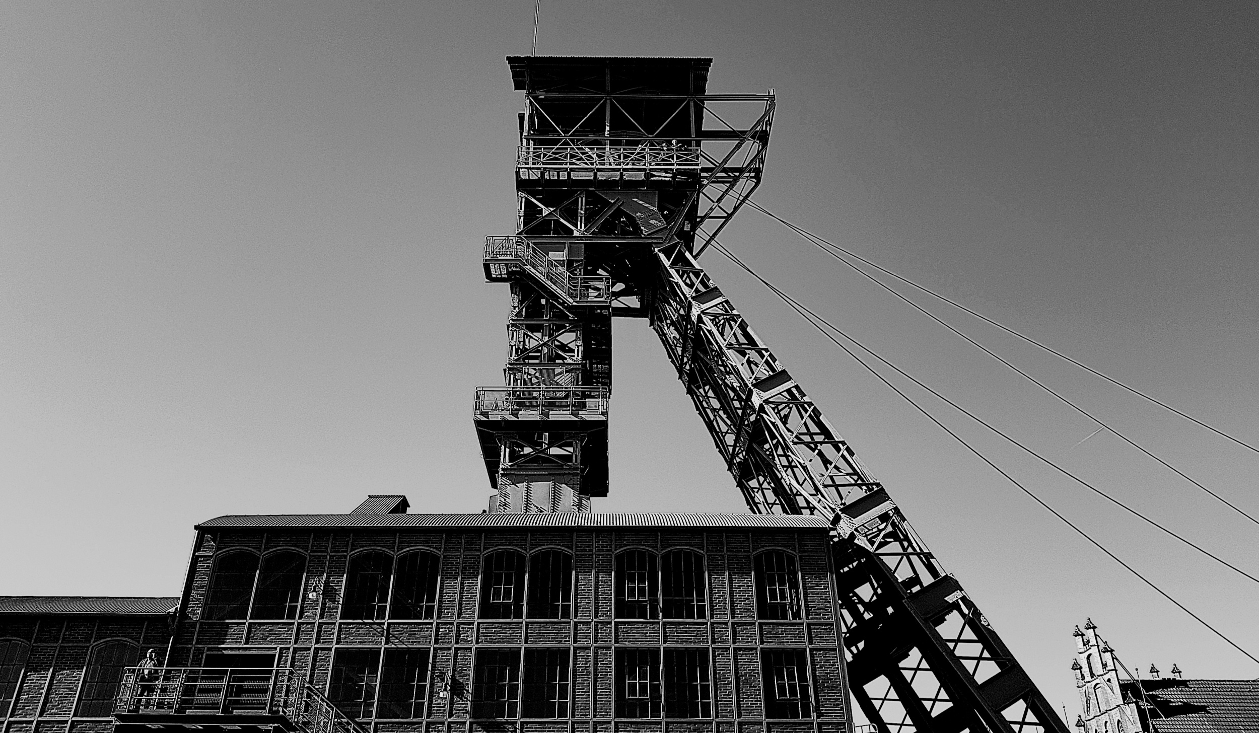 Förderturm eines Steinkohlebergwerks